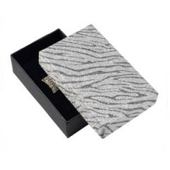 Darčeková krabička striebristo strieborná zebrovaná