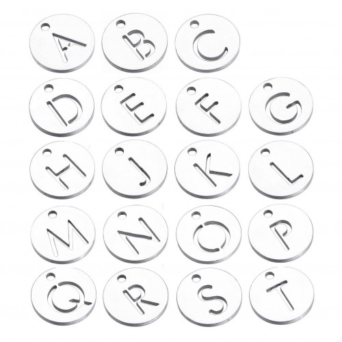 Drobný okrúhly oceľový prívesok - iniciála