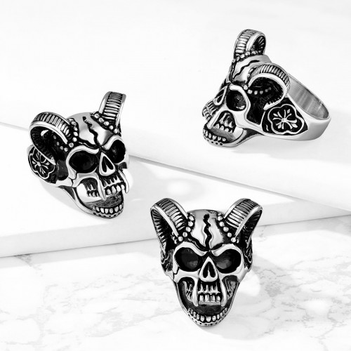 Oceľový prsteň - lebka s rohmi