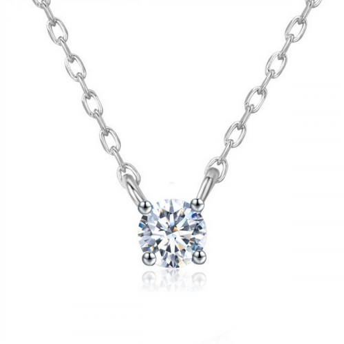 Strieborný náhrdelník s okrúhlym čírym kameňom