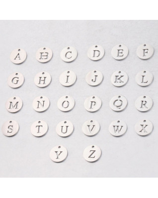 Drobný okrúhly oceľový prívesok - iniciála