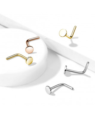 Zahnutý piercing do nosa placka