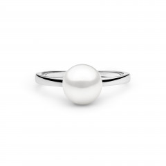 Strieborný prsteň s bielou perlou