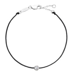 Čierny náramok proti uhranutiu s okrúhlym zirkónom