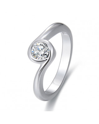 Strieborný prsteň s okrúhlym zirkónom