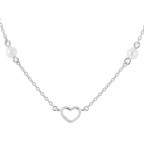 Strieborný náhrdelník s perličkami a srdiečkom