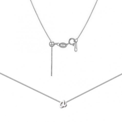 Oceľový náhrdelník s písmenom