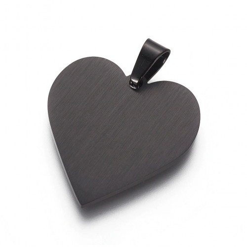 Čierny oceľový prívesok srdca