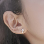 Strieborné náušnice hviezdičky