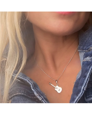 Strieborný prívesok gitara