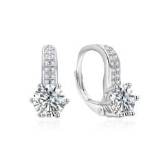 Strieborné náušnice dekorované zirkónmi