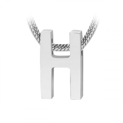 Navliekací oceľový prívesok iniciála - písmeno