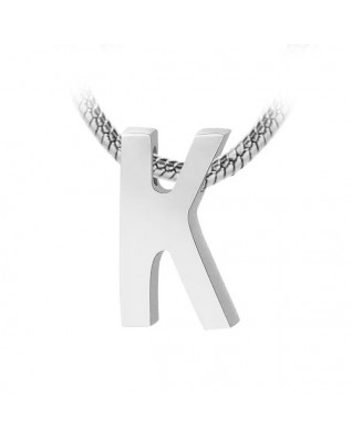 Navliekací oceľový prívesok iniciála - písmeno