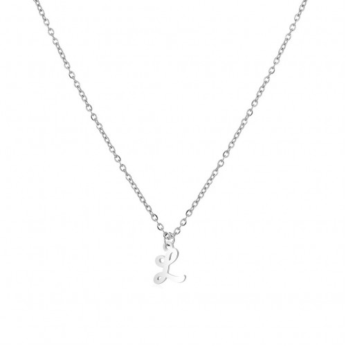 Ocelový náhrdelník, písmeno