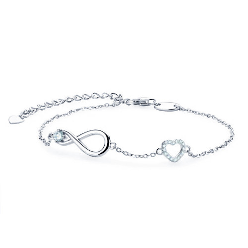 Strieborný náramok s moissanitmi