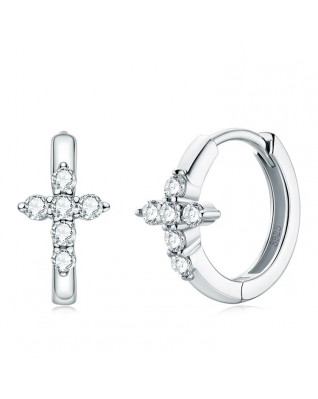 Strieborné náušnice krížiky s moissanitmi