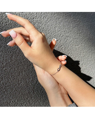 Strieborný náramok nekonečno