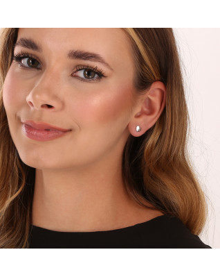 Strieborné náušnice prehnuté srdiečko