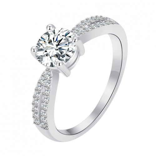 Strieborný zásnubný prsteň