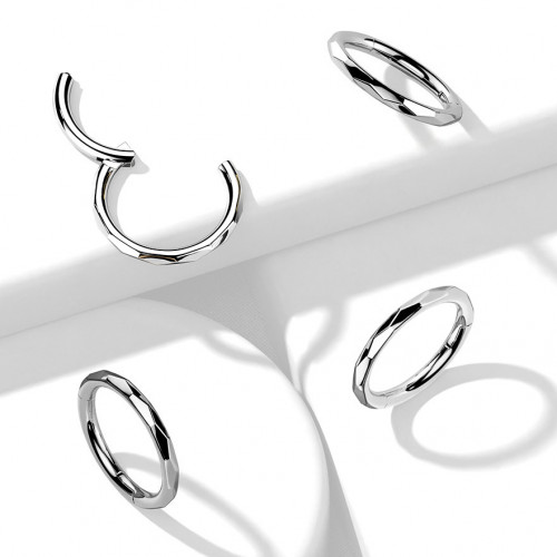 Segment kruh - helix / cartilage / tragus piercing TITAN