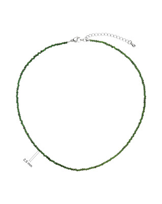Náhrdelník so zelenými syntetickými kameňmi