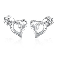 Strieborné skrutkovacie náušnice srdiečka