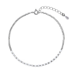 Strieborný náramok s howlitmi