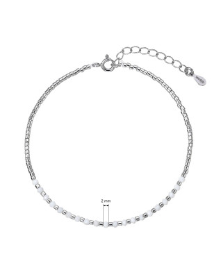 Strieborný náramok s howlitmi