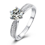 Strieborný zásnubný prsteň s MOISSANITY