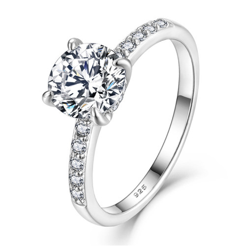 Strieborný zásnubný prsteň s MOISSANITY