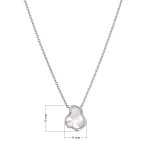 Pozlátený náhrdelník nepravidelného tvaru s riečnou perlou